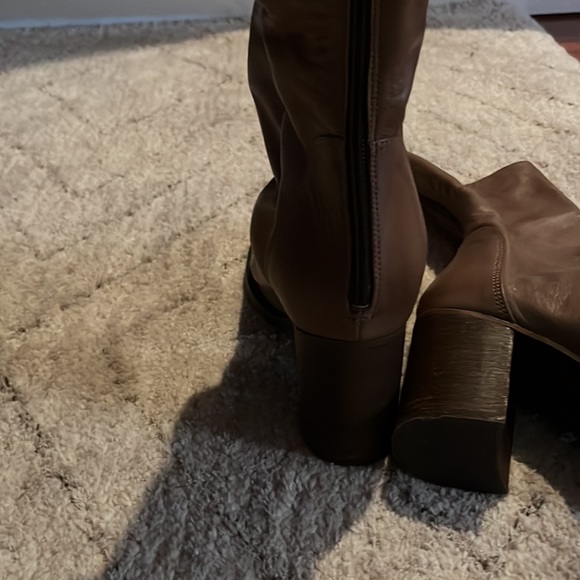 NWT Free People ELLE Block Heeled Boots in Slouchy  Leather - Picture 4 of 5